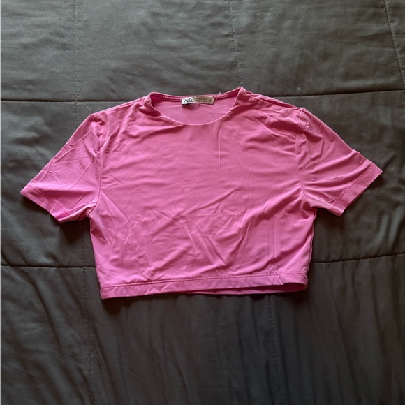 Zara Tops - Zara Vibrant Pink Crop Top